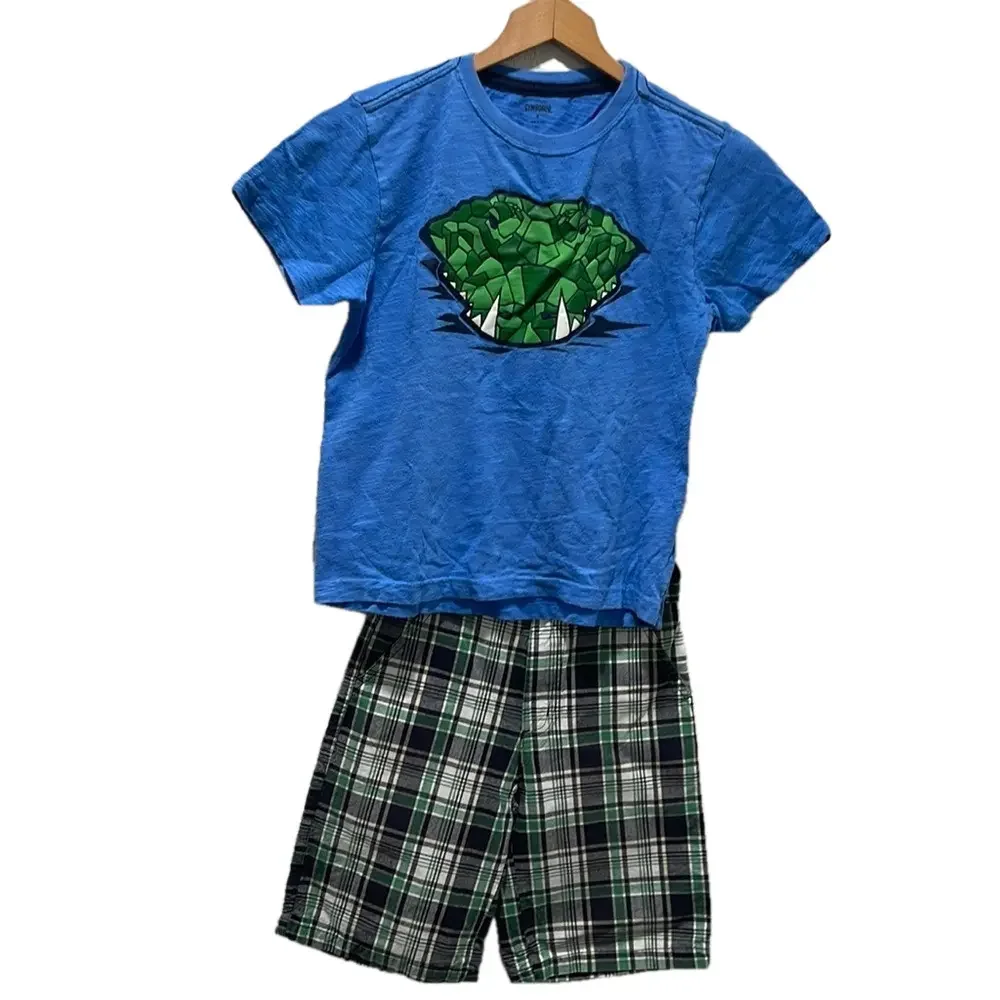 Gymboree blue and green boys set size 8 GUC ..
